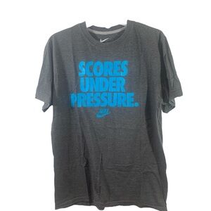 Nike Men’s Gray T-Shirt with Blue Print. Scores Under Pressure. Medium